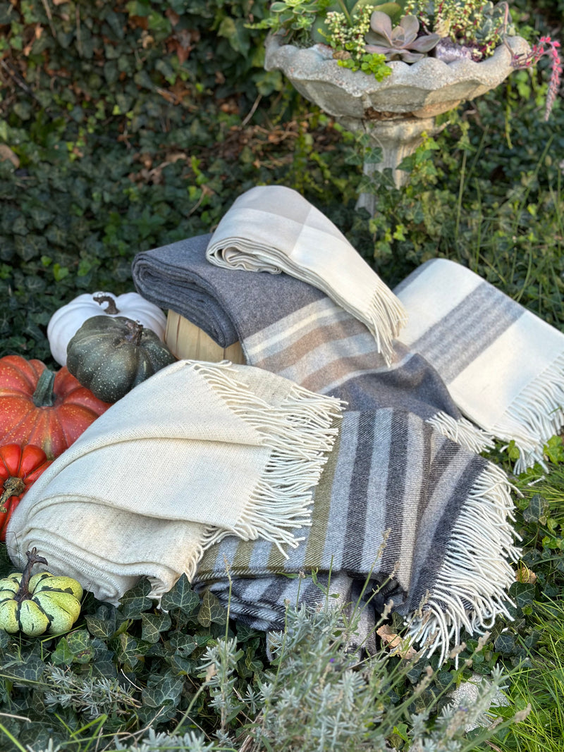 Strand Throw Charcoal, Light Grey, Khaki