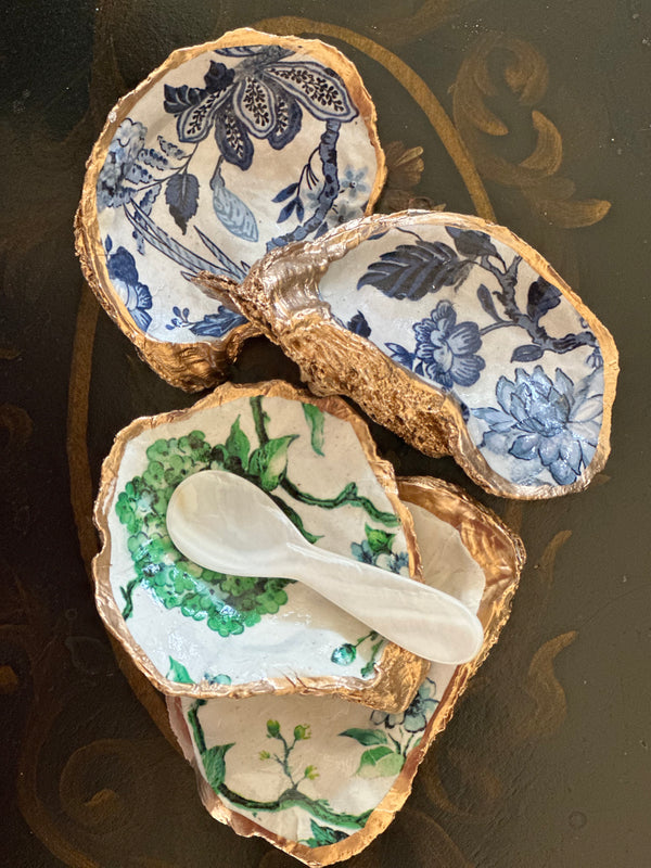 Statement Oysters in Classic Chinoiserie Pair with Mother of Pearl Spoons